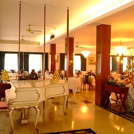 Hotel Broglia 4*
