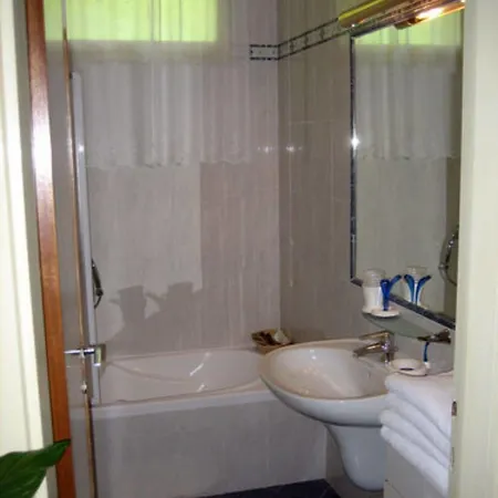 Broglia Hotel
